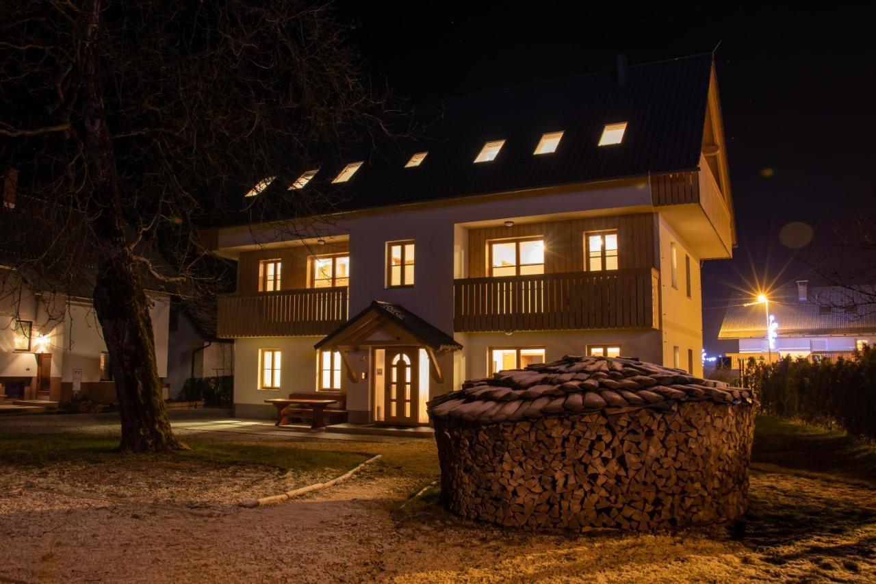 Apartments & Rooms Pr' Skalovc Bohinj Exterior foto