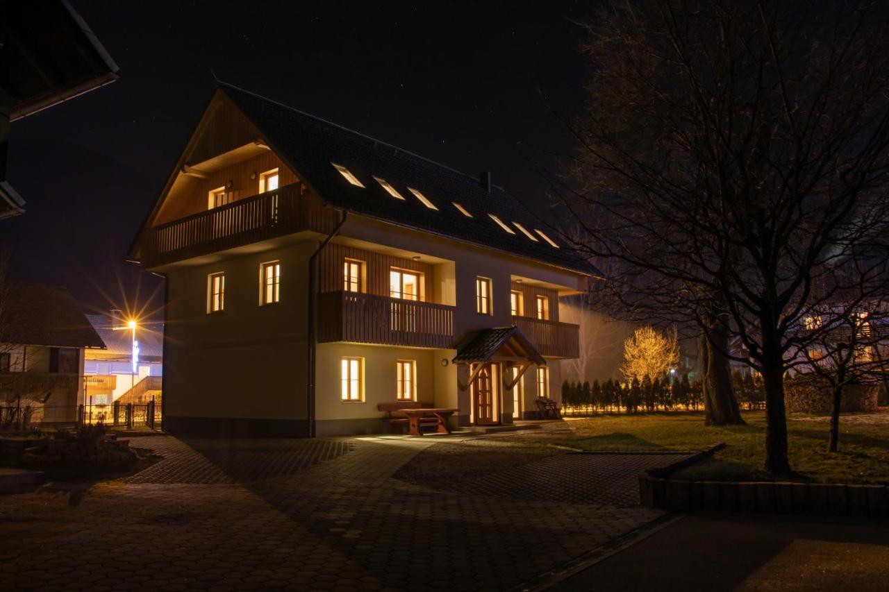 Apartments & Rooms Pr' Skalovc Bohinj Exterior foto